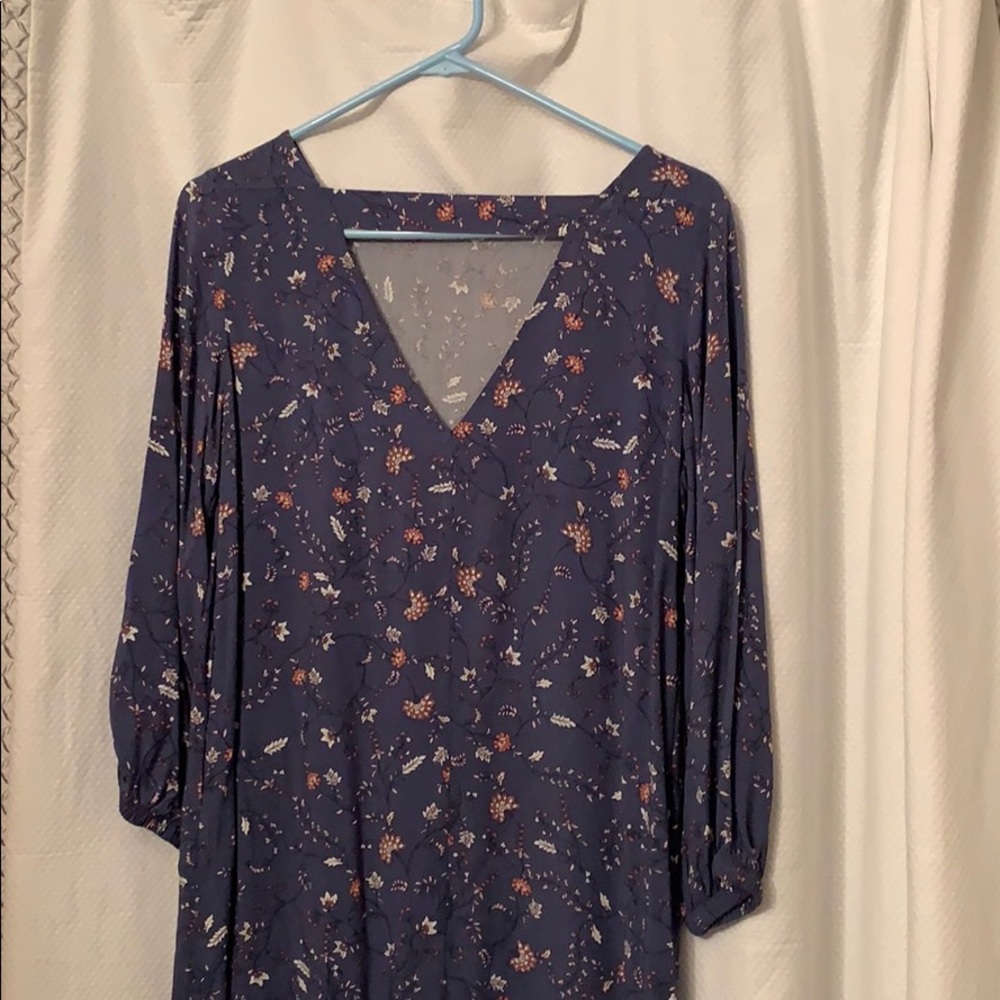 Dress - Picture 2 of 2